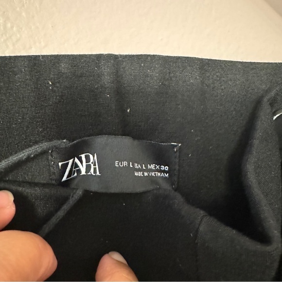 Zara Pullon High Midrise Black Skinny Pants Womens Size  L - Picture 4 of 5